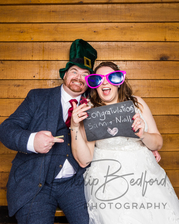 0690_Samantha_&_Niall_Pangdean_Old_Barn_Wedding_PhotoBooth_West_Sussex