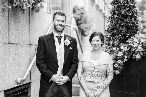 0016_Peter_&_Jess_Chelsea_Old_Town_Hall_Wedding_Kensingston_London