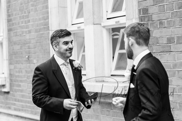 0028_Peter_&_Jess_Chelsea_Old_Town_Hall_Wedding_Kensingston_London