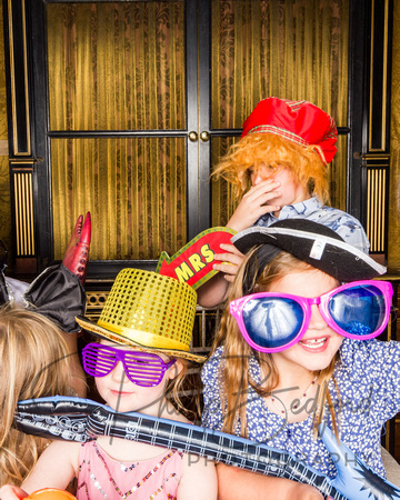 1050_Rebecca_&_Antony_Photo_Booth_Malmesbury_Abbey_Wedding_Westonbirt_School_Gloucestershire