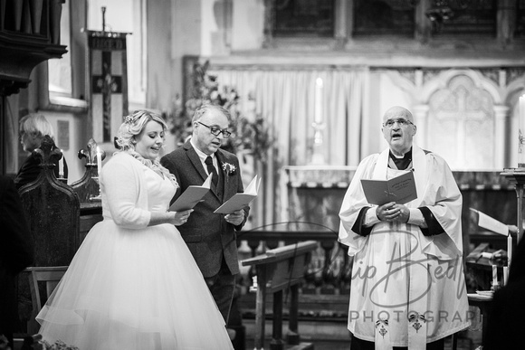 0138_Laura_&_Darren_St_Margaret_The_Queen_Church_Buxted_Wedding_East_Sussex