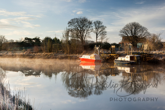 Morning mist on the River Arun - Arundel - Sussex