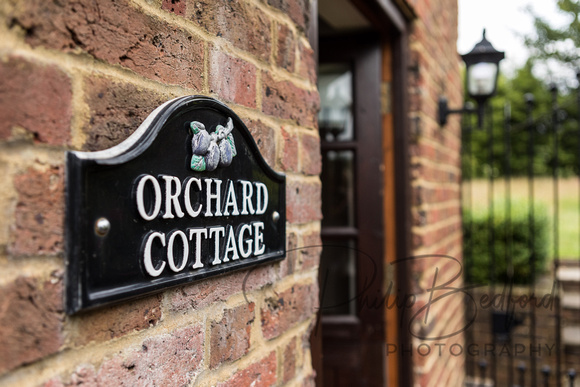 0016_Tara_&_Dean_Oaks_Farm_Wedding_Croydon_London