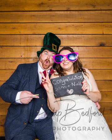 0689_Samantha_&_Niall_Pangdean_Old_Barn_Wedding_PhotoBooth_West_Sussex