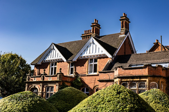 0002_Ilona_&_Ray_Ewell_Court_House_Wedding_Epsom_Surrey