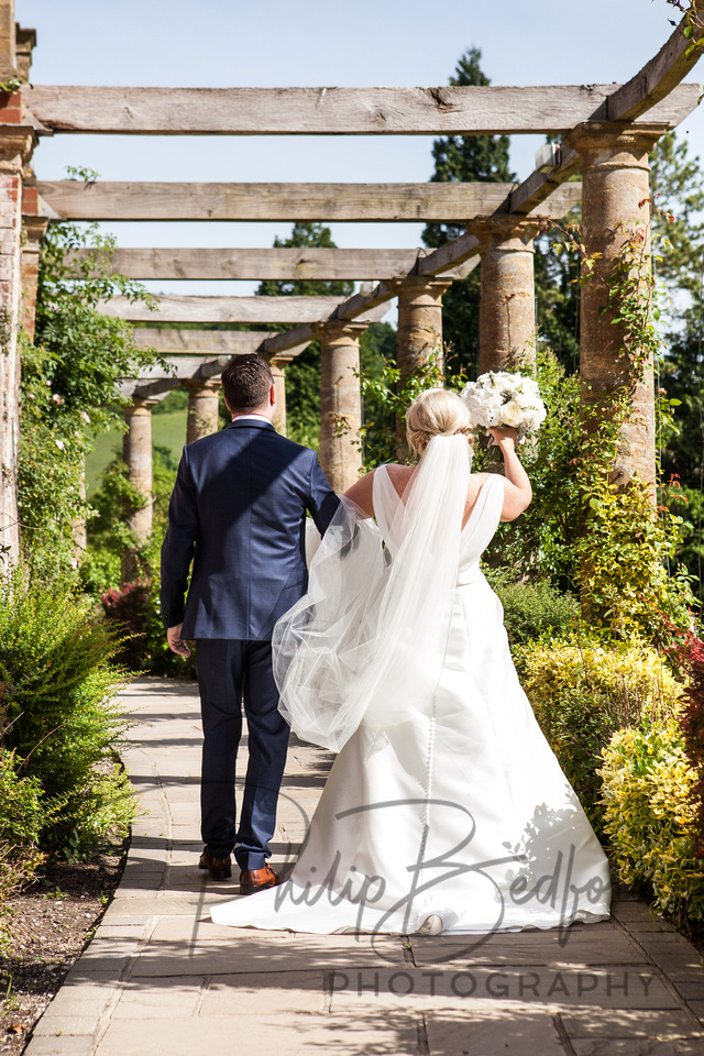 0463_Paul_&_Sophie_Wedding_Woldingham_School_Surrey