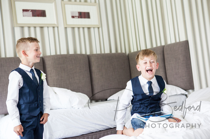 0119_Jonathan_&_Sharka_Wedding_Alexander_House_Hotel_East_Grinstead_Sussex